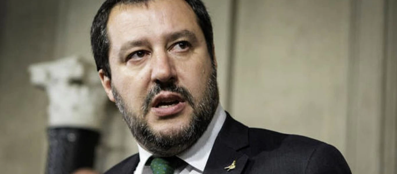 Εισαγγελία ζητά να παραπεμφθεί σε δίκη ο Μ.Σαλβίνι γιατί δεν ήθελε να αποβιβαστούν στην Ιταλία παράνομοι μετανάστες!